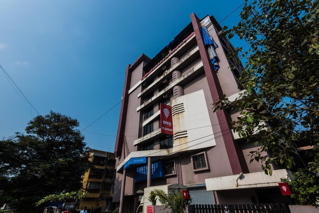 Oyo Flagship 389 Maitri Park Chembur Hotel Mumbai Exterior photo