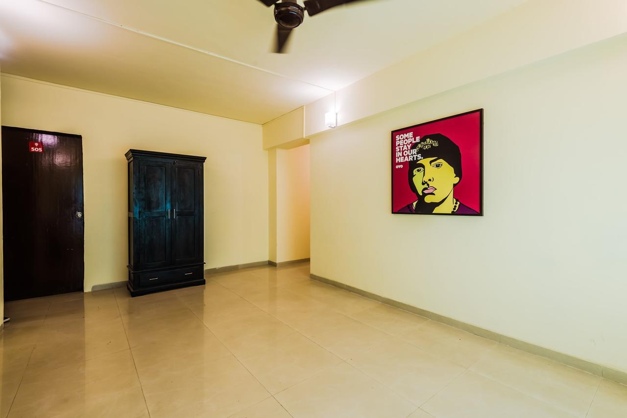 Oyo Flagship 389 Maitri Park Chembur Hotel Mumbai Exterior photo
